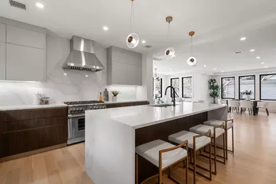 116 Thorndike St #2, Brookline, MA 02446 - Photo 17