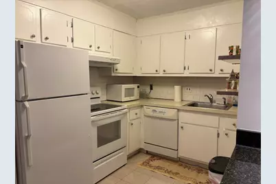 73 Walnut Street #6, Newton, MA 02460 - Photo 5