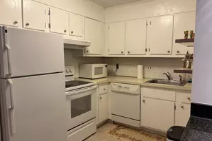 73 Walnut St, Newton, MA 02460 - Photo 5