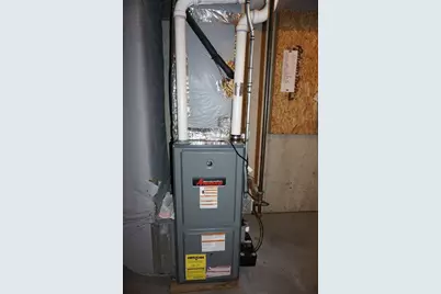 118 Smith St #118, Lowell, MA 01851 - Photo 25