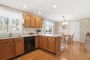 174 Columbus Dr, Fall River, MA 02720 - Photo 9