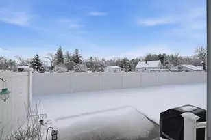 5 Olde Plns Holw, South Hadley, MA 01075 - Photo 33