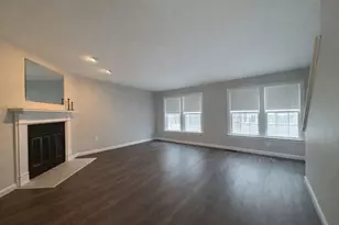 128 Heritage Dr, Tewksbury, MA 01876 - Photo 1