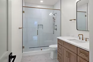 1025 Massachusetts Ave, Arlington, MA 02476 - Photo 9