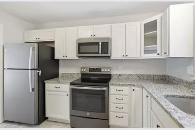 153 Porter Lake Drive #153, Springfield, MA 01106 - Photo 3