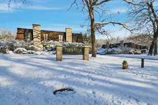 153 Porter Lake Dr, Springfield, MA 01106 - Photo 41