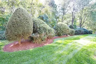 153 Porter Lake Dr, Springfield, MA 01106 - Photo 39