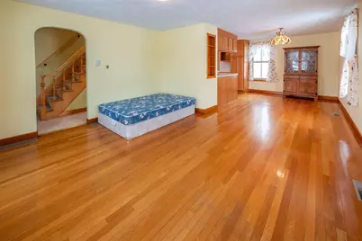 128 Ann St, Chicopee, MA 01020 - Photo 9