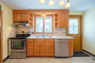 128 Ann St, Chicopee, MA 01020 - Photo 7