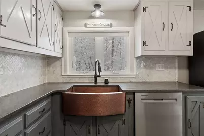 7 Lindsay Rd, Billerica, MA 01821 - Photo 15