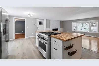 7 Lindsay Rd, Billerica, MA 01821 - Photo 13