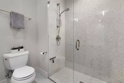 38 P St #3, Boston, MA 02127 - Photo 17