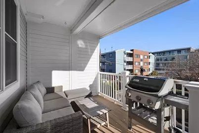 38 P St #3, Boston, MA 02127 - Photo 11