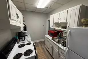 719 Main St, Clinton, MA 01510 - Photo 27