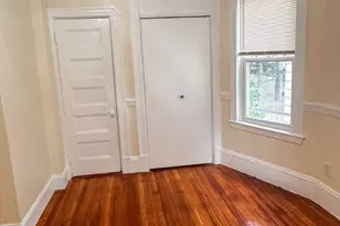 35 Hollander St, Boston, MA 02121 - Photo 9