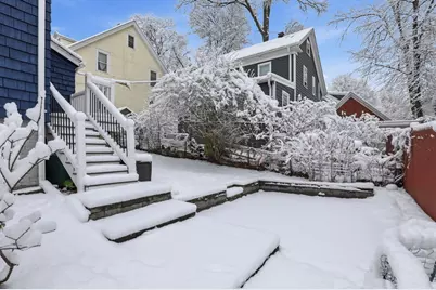 15 Brooks St, Medford, MA 02155 - Photo 5