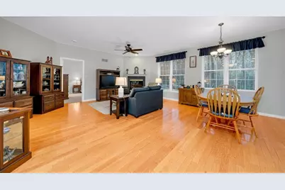 11 Summerfield Drive #11, Uxbridge, MA 01569 - Photo 9