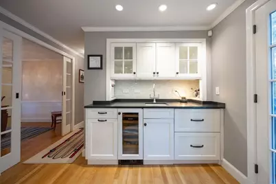 9 Elmcrest Cir, Melrose, MA 02176 - Photo 7