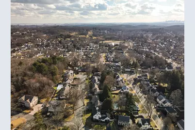 9 Elmcrest Cir, Melrose, MA 02176 - Photo 41