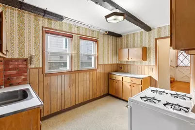 36 Dundee Rd, Arlington, MA 02476 - Photo 5