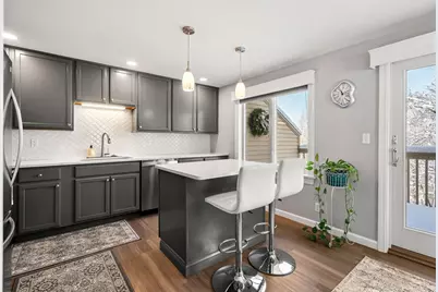 1215 Sheffield Way #1215, Saugus, MA 01906 - Photo 7