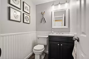 1215 Sheffield Way, Saugus, MA 01906 - Photo 15