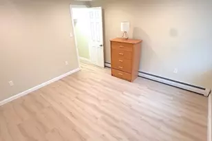 39 Cottage St, Stoneham, MA 02180 - Photo 7