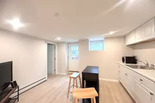 39 Cottage St, Stoneham, MA 02180 - Photo 11