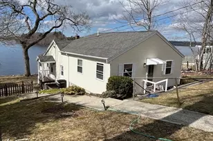 131 Hemlock Shore Rd, Lakeville, MA 02347 - Photo 3