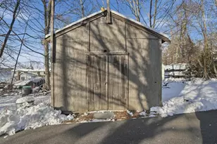 131 Hemlock Shore Rd, Lakeville, MA 02347 - Photo 21