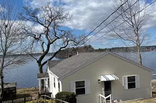 131 Hemlock Shore Rd, Lakeville, MA 02347 - Photo 1