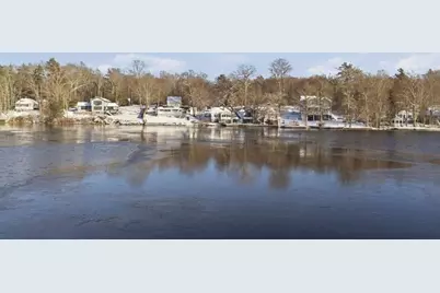 131 Hemlock Shore Road, Lakeville, MA 02347 - Photo 3