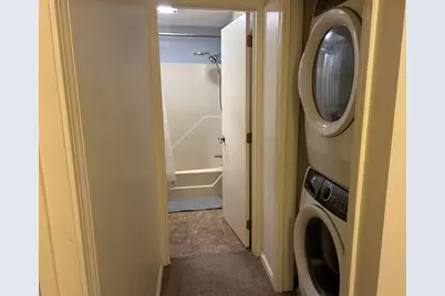 810 Lawrence St #C, Lowell, MA 01852 - Photo 17