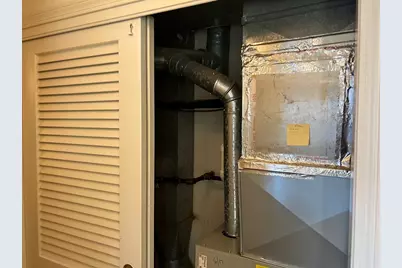 810 Lawrence St #C, Lowell, MA 01852 - Photo 7