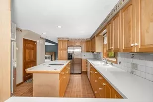 15 Shore Rd, Saugus, MA 01906 - Photo 5