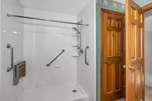 15 Shore Rd, Saugus, MA 01906 - Photo 7