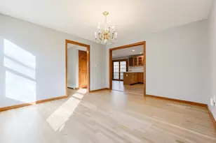 1 Bubbling Brook Rd, Franklin, MA 02038 - Photo 9