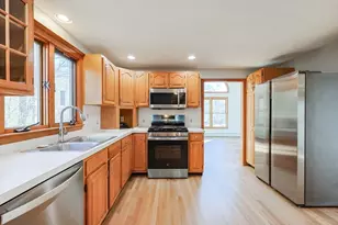 1 Bubbling Brook Rd, Franklin, MA 02038 - Photo 11