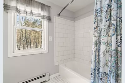 130 Crystal St, Haverhill, MA 01832 - Photo 23