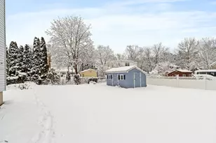 10 Pilling Rd, Wilmington, MA 01887 - Photo 7