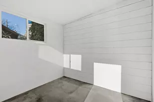 55 Mansfield St, Gloucester, MA 01930 - Photo 17