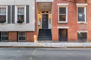 26 Unity St, Boston, MA 02113 - Photo 3