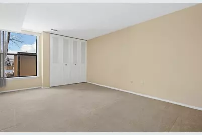 18 Shrewsbury Green Dr #I, Shrewsbury, MA 01545 - Photo 13