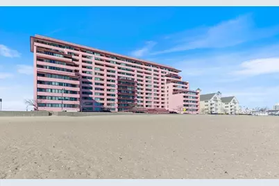 350 Revere Beach Blvd #13R, Revere, MA 02151 - Photo 1