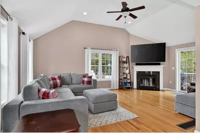 15 Bufton Farm Rd, Clinton, MA 01510 - Photo 7