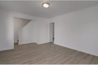 5 Floyd St, Lowell, MA 01852 - Photo 11