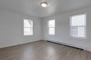 5 Floyd St, Lowell, MA 01852 - Photo 9