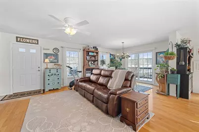 5 Glen Echo Shore Rd, Charlton, MA 01507 - Photo 9