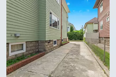 37 Wright #2, Medford, MA 02155 - Photo 13