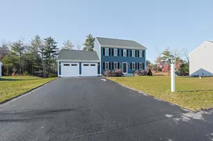 17 Cobblestone Ln, Middleborough, MA 02346 - Photo 3
